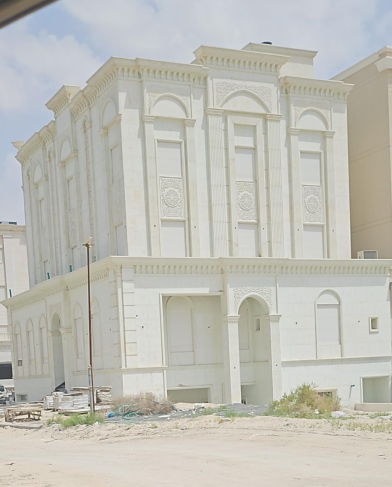 قسيمة سكنية في المطلاع٠